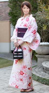 若い方で浴衣の下にはパンツ履かない人って 本当にいるのですか 履きますよね Yahoo 知恵袋