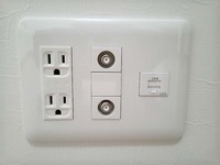 賃貸に住んでいます 同じリビング内でテレビの位置を変えたい Yahoo 知恵袋