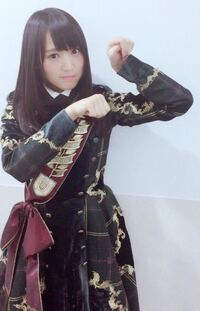 欅坂46のサイレントマジョリティーのpvで センターの斜め右後ろになる ２列 Yahoo 知恵袋