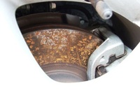 車のブレーキの事です 朝動き出して１００ｍぐらい走っている間にブ Yahoo 知恵袋