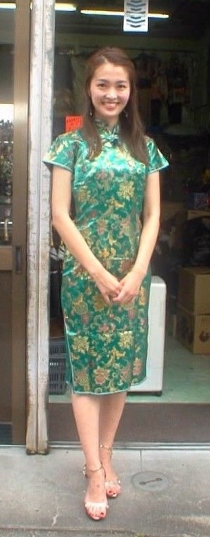 福田典子 チャイナドレス 昨日の「モヤモヤさまぁ～ず」の福田典子アナのチャイナドレス姿は、サイコーでし... - Yahoo!知恵袋