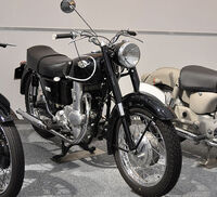 絶版車専門のウエマツについてバイク販売店のウエマツさんについて Yahoo 知恵袋