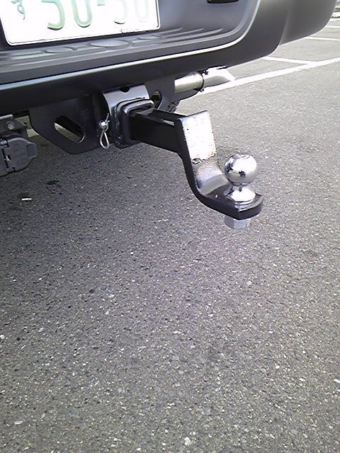 ヒッチメンバーについての質問です。 - 先日購入した車に、画像のよ 