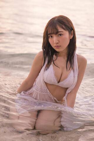 女性声優さんで 水着姿 下着姿を披露している写真集を教えてください 戸松遥 Yahoo 知恵袋