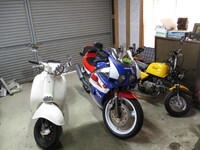 冬にバイク乗る時エンジンがかかりにくいんですが エンジンが冷えてるからで Yahoo 知恵袋