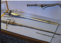 皆さんがカッコイイと思う武器を教えて下さい 私はフランベルジェが大好きです Yahoo 知恵袋