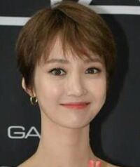 髪の毛を切られすぎました 本当は韓国の女優 コジュニさんという方の髪型 Yahoo Beauty