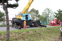 レッカーとラフターの違いを教えてください １０ｔはレッカー ラフター Yahoo 知恵袋