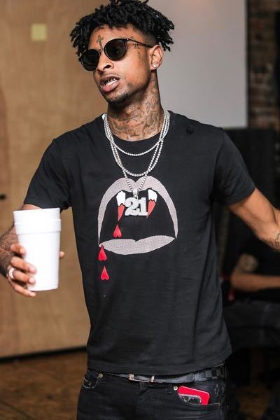 21savageとかのラッパーがよくもっているタンブラー？飲み物 【Trippin'MadeIt】DoubleCup ダブルカップ 500ml説明