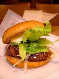 何でファーストフードでモスバーガー見捨てたの 何が駄目なの 接客 ドライブ Yahoo 知恵袋