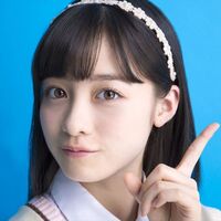 橋本環奈ちゃんってピアス開いてますか この写真を見る限り Yahoo 知恵袋