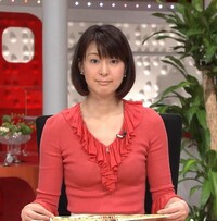 上山千穂アナスカーフ風の飾りが清楚さを クロス柄はアグレッシブさを 両方のバラ Yahoo 知恵袋