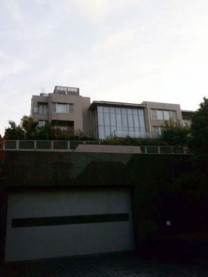 浜崎あゆみの 自宅住所は 雑誌記者のひとなら みんな知っているのですか Yahoo 知恵袋
