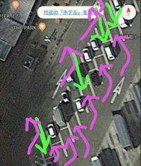 このような斜め駐車の場合どのようにやったらいいでしょうか コツとかあ Yahoo 知恵袋