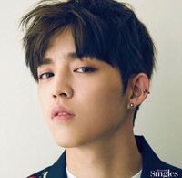 セブチのエスクプスって軟骨ピアスどっちの耳に付いてましたっけ Yahoo 知恵袋