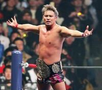 プロレスラーの方で戦いに勝利した後両手を広げるパフォーマンスをやってる方が Yahoo 知恵袋
