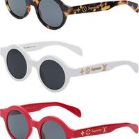 最近の動画で Btsのホソクのサングラスをかけたジンが動画に上がって Yahoo 知恵袋