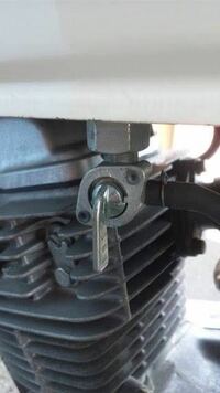 エイプ50のエンジンコックの向きを教えて下さい バイク初心者で走 Yahoo 知恵袋