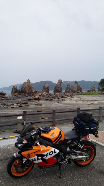 バイクについて質問です。 - CBR1000RRSC57の購入を検討 - Yahoo!知恵袋