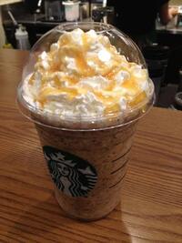 スタバの ダークモカチップフラペチーノ のオススメのカスタマイズを教 Yahoo 知恵袋
