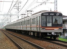 阪急千里線の淡路駅から天下茶屋行きへの電車に乗れば、直通でそのまま