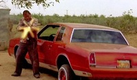 米ドラマ ブレイキングバッド でジェシーピンクマンの車に揺れる装 Yahoo 知恵袋