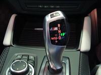 プリウスは独特のシフトレバーが原因で暴走が多いという意見をネットで見ますが Yahoo 知恵袋