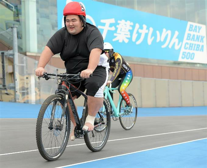 自転車 加速 最高速 体重 どっちが有利 クロスバイク