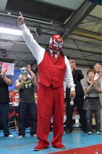 昨日の長野市議会選で信州プロレスのグレート無茶がトップ当選しま Yahoo 知恵袋