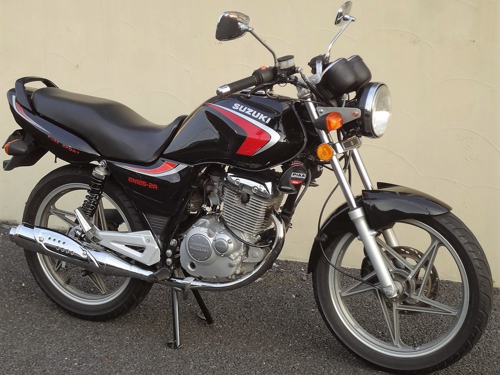 スズキGN125-2Fか3Fで迷ってます。 - キャブ車とF... - Yahoo!知恵袋