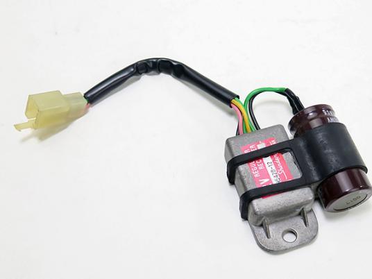 xr250rme06に乗ってます。レギュレーターを交換しようと思... - Yahoo 