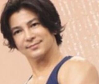 この顔が武田真治じゃなかったですか 前とは別人ですよね 整形した Yahoo 知恵袋