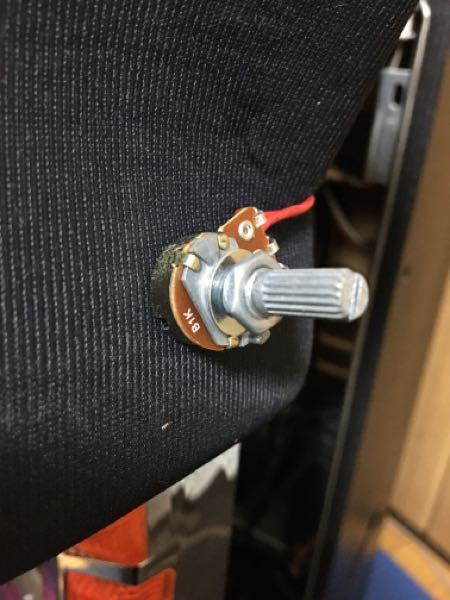 バジリスク 絆 不要機 音量ボリューム 宅配 バジリスク絆の実機を購入したのですが爆音でコードを抜くと無音です