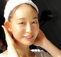 新井恵理那ってすっぴんもかわいいと思いますか きっちり化粧して作ってる美 Yahoo 知恵袋