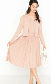 両家顔合わせの服装について質問です 場所は料亭の個室なのです Yahoo 知恵袋