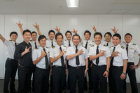 パイロットの男性は 顔がかっこいい男性のイメージがしますか Yahoo 知恵袋