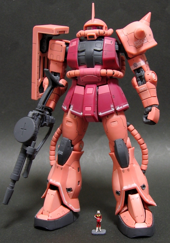 ガンプラの墨入れについてシャアザクを組み立てているのですが、墨