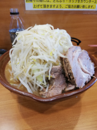 ラーメン二郎は 腹さえ満たすことができれば良いと考える人が行く場所ですか Yahoo 知恵袋