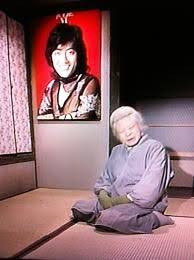 せめて少しはカッコつけさせてくれ寝たふりしてる間に出て行ってくれ Yahoo 知恵袋