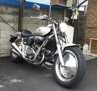 250ccのネイキッドのバイクでボディサイズが大きいバイクは何 Yahoo 知恵袋