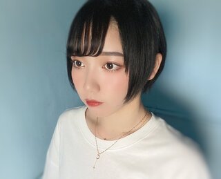 黒髪ロングが清楚系でかわいいとされてると思いますが 黒髪ショートヘアで Yahoo 知恵袋