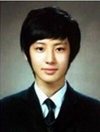 ナムドルの卒アル写真で一番かっこいいと思ったのは誰ですか 画像付きだと助かりま Yahoo 知恵袋