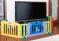 赤ちゃんが触って困るテレビ台の周りなどに置く柵のようなものを作ろう Yahoo 知恵袋