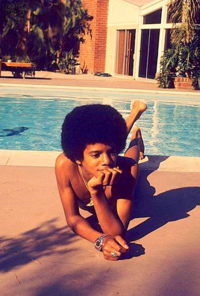 マイケル ジャクソンについての質問です 以前にtvで マイケル ジャクソンの Yahoo 知恵袋