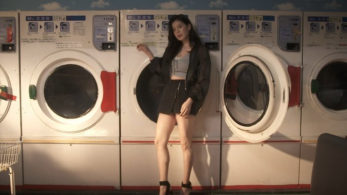 世にも奇妙な物語の濱田岳が出演していた第一話の中の乾燥機から出てきたセク Yahoo 知恵袋
