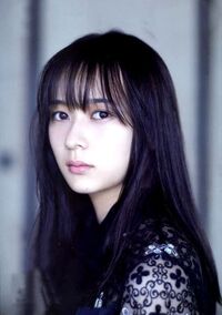 乃木坂46の鈴木絢音さんの顔の特徴を言葉で説明したいのですが クラスメイトに Yahoo 知恵袋