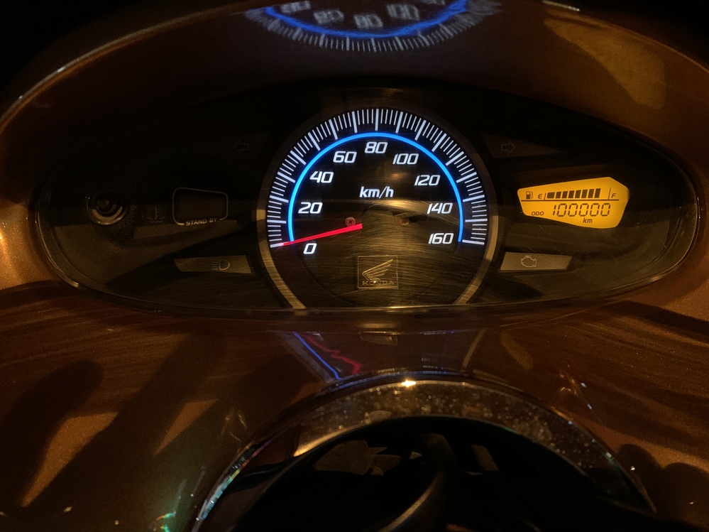 PCXって長年乗る事を想定して車みたいに10万キロ超え、20万キロ