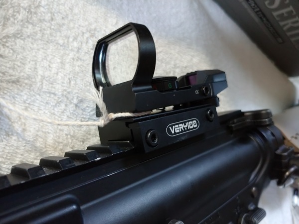 サバゲーでドットサイトは必要ですか？ - 電動ガンのMP5を初めて購入