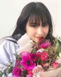 広瀬すず本当に可愛いなって思ってたんですけど 今の髪型ちょっと嫌い Yahoo 知恵袋