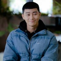 前髪パッツンの韓国の俳優さんの名前分かりますか 笑 パクソジュン Yahoo 知恵袋